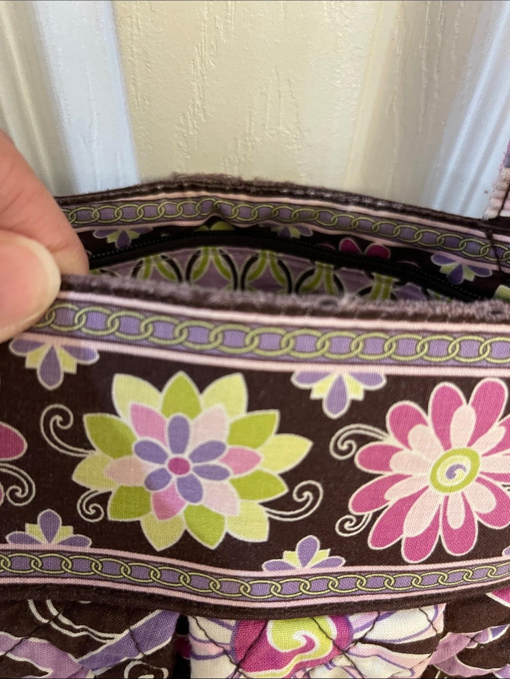 Vera Bradley Chocolate Floral Quilted Shoulder Bag - Picture 3 of 3